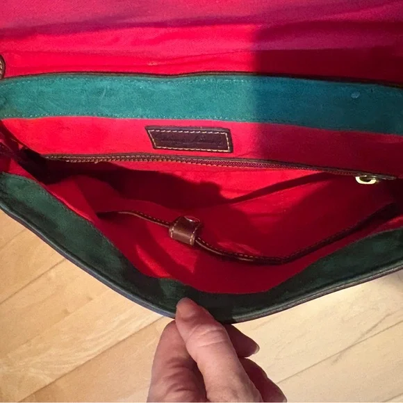 Classic Brown Leather Satchel - Picture 4 of 7